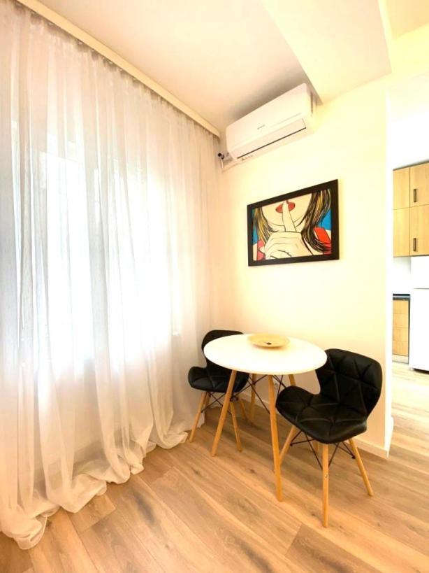 Hot Spot - Apartment - Sanador Victoriei Bucarest Esterno foto